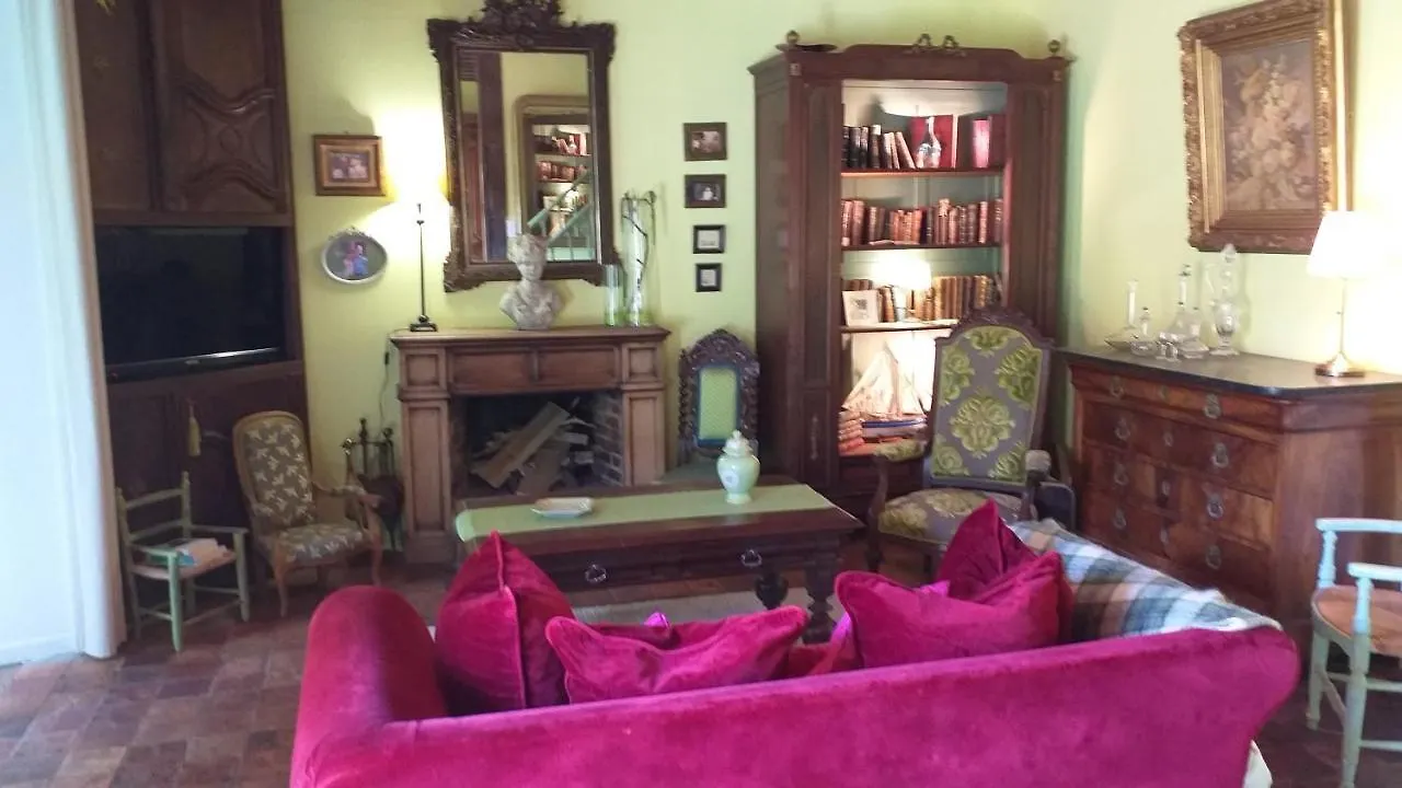 別荘 La Maison De Lea ディナール