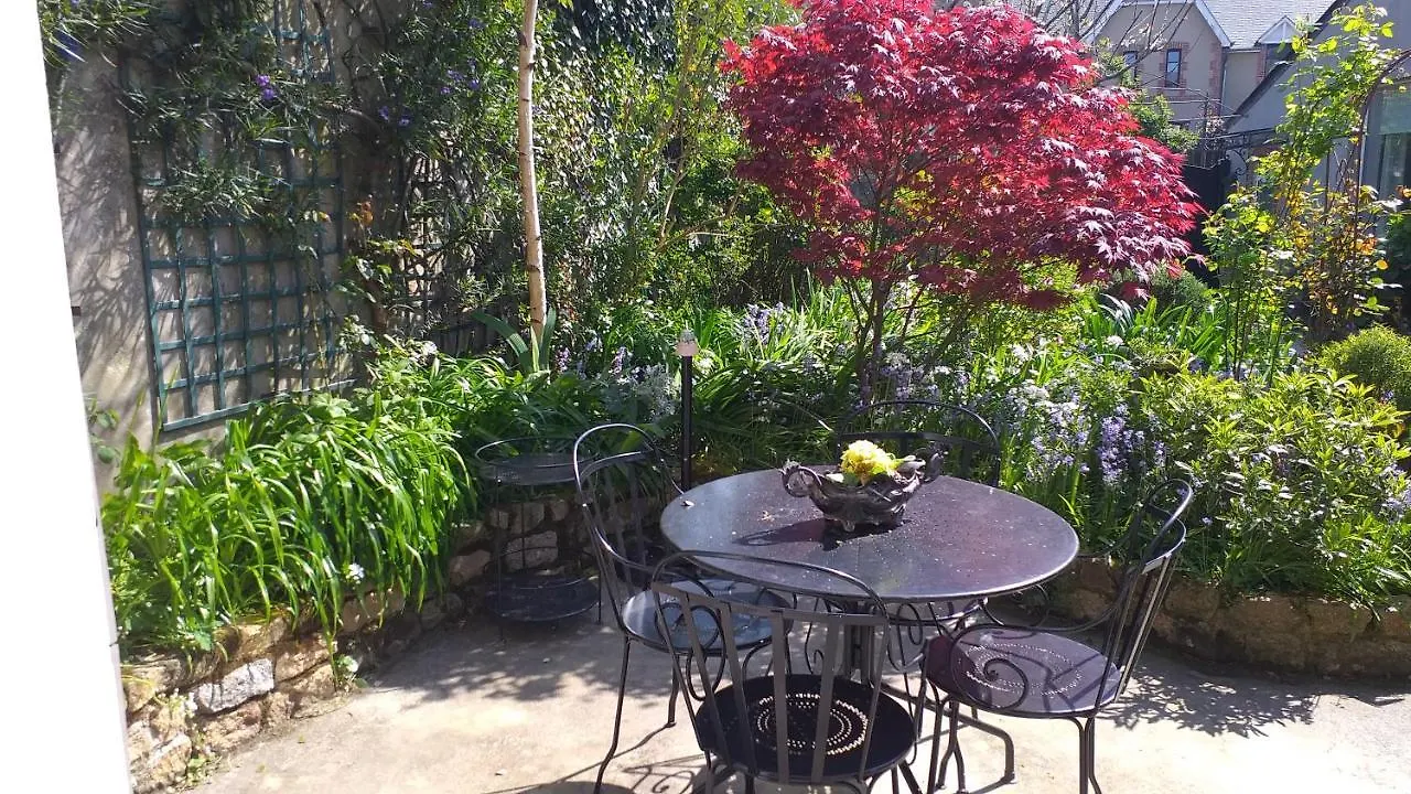 La Maison De Lea ディナール 0*,  フランス